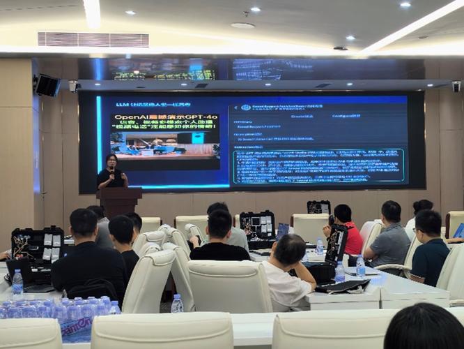 龙华区软件行业技术交流盛会圆满落幕，共绘数字未来新蓝图